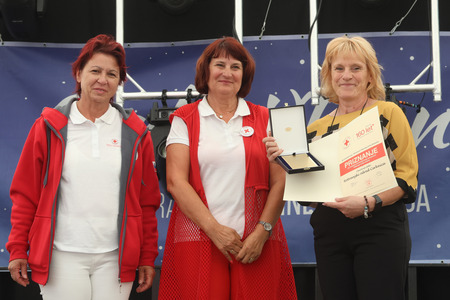 Podelitev priznanj in plaket ob 160-letnici Rdečega križa  11 Foto Ljubo Vukelič